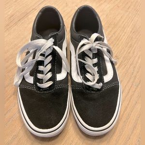 Vans Old Skool Shoe Women’s 6.5 Black